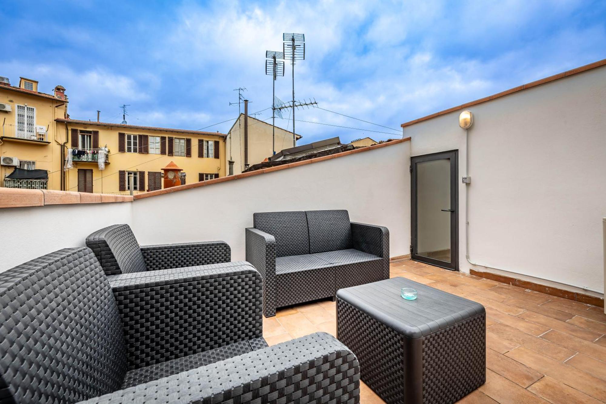 Yid Donatello Con Terrazzo Appartement Florence Buitenkant foto